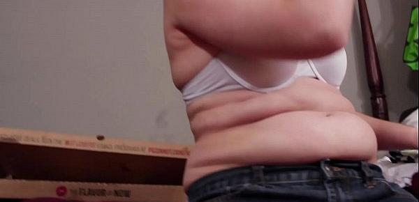  BBW Gainer Shows Off Her Big Belly